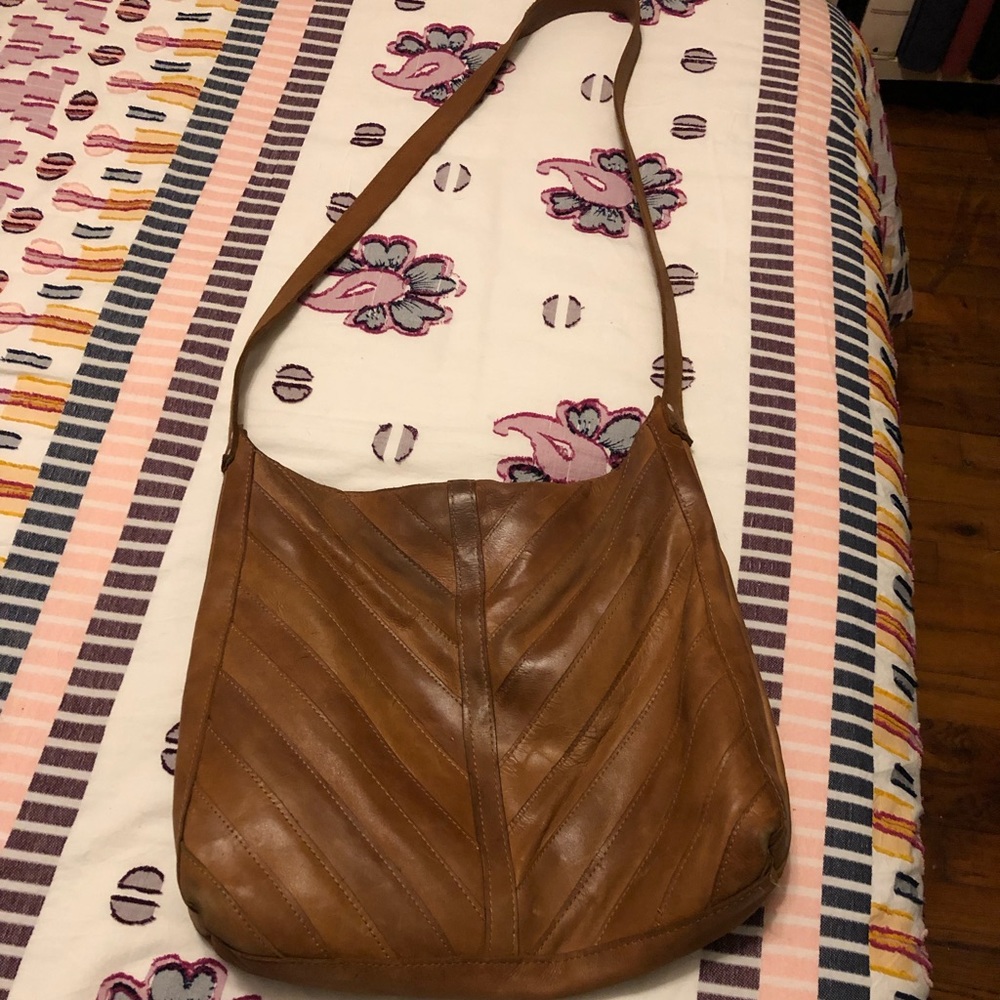 Raven + Lily Crossbody leather bag, from Magnolia